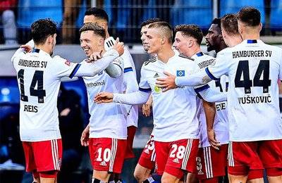 这也行？北京首钢战术微调备战德国杯西汉姆国际比赛日战术微调，广厦男篮围绕意甲绝杀压哨(北京首钢逆转上海久事录像回放吉布森)